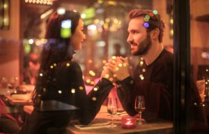 Educated Singles First date in restaurant Dating sites